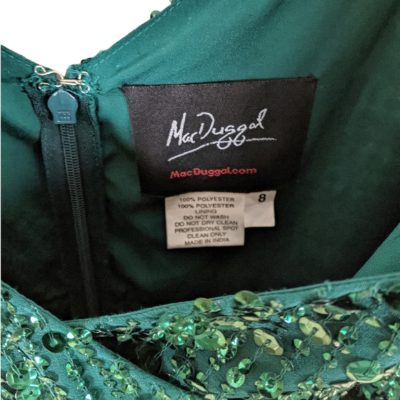 Mac Duggal Emerald Green Sequined Plunging Surplice Evening Gown Size 8 - Picture 10 of 14